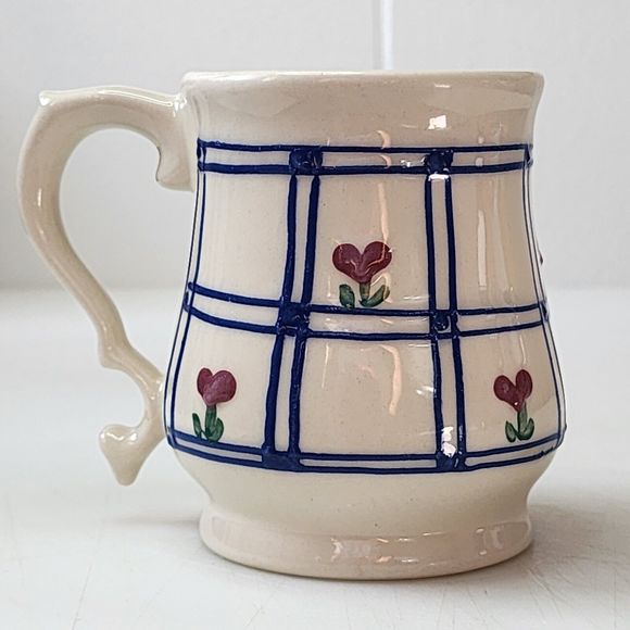 Vintage Hartstone USA Pottery Coffee Mug With Plaid And Heart Shape Flowers - Picture 14 of 14
